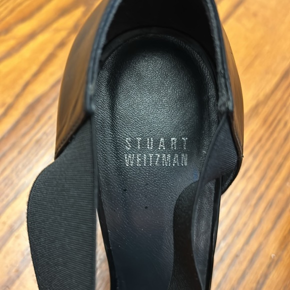 Stuart Weitzman Black shoes with a 4.5” Heel - Picture 4 of 6
